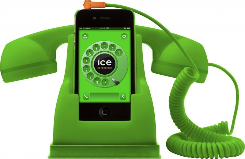 ICE-PHONE-front-app-green-wb-1024x666