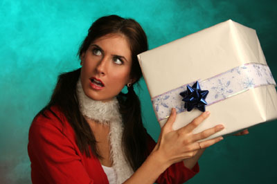 is-it-okay-to-give-gifts-to-people-who-don-t-celeb1
