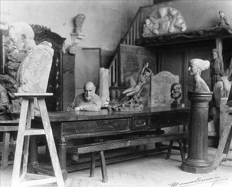 Exposition Signac Collectionneur Musée D'orsay 18 Novembre Balenciaga, l’œuvre au noir : une exposition entre couture et sculpture