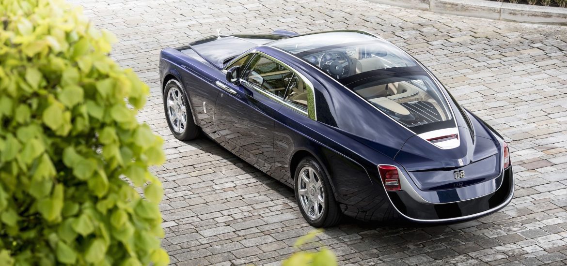 p90261439-highres-rolls-royce-sweptail-1496233043