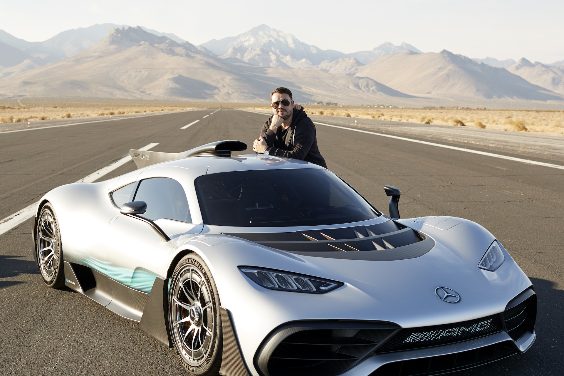 Mercedes Amg Project One De La Formule 1 A La Route En Passant Par La Suisse Jsbg Me